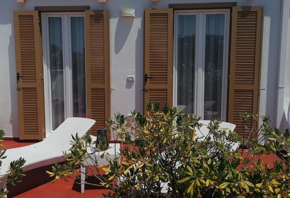 Casa Di Meglio Hotel 30/69
