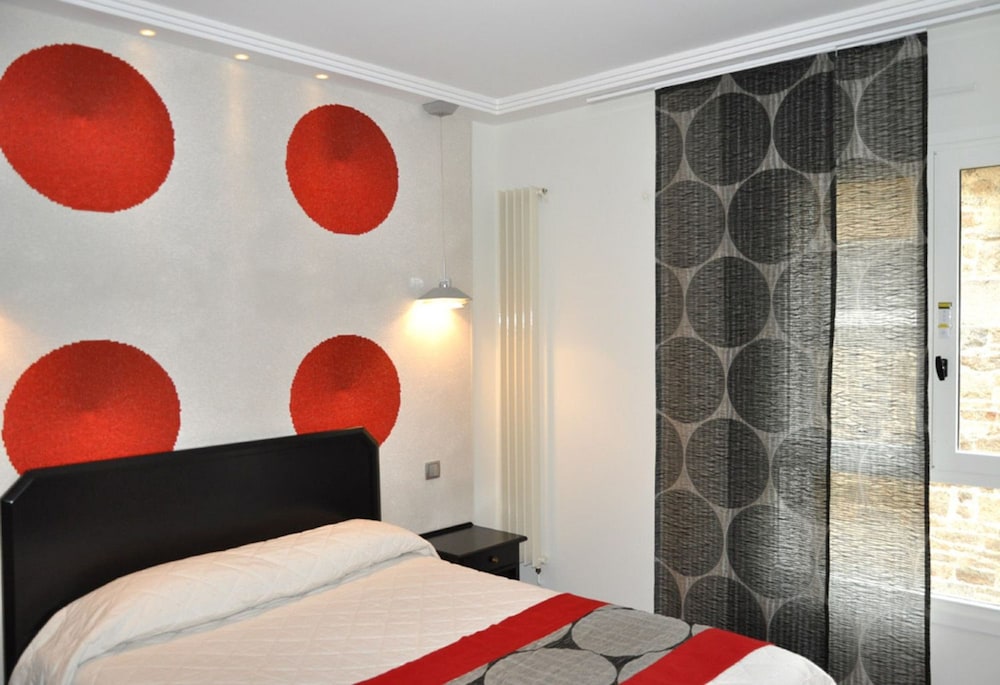 Logis Hotel Restaurant Le Fruitier 2/35