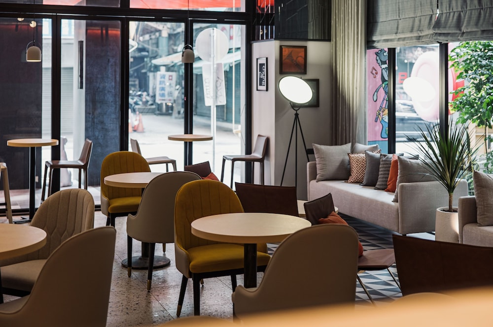 Olah Poshtel Taichung Station Hotel 21/36