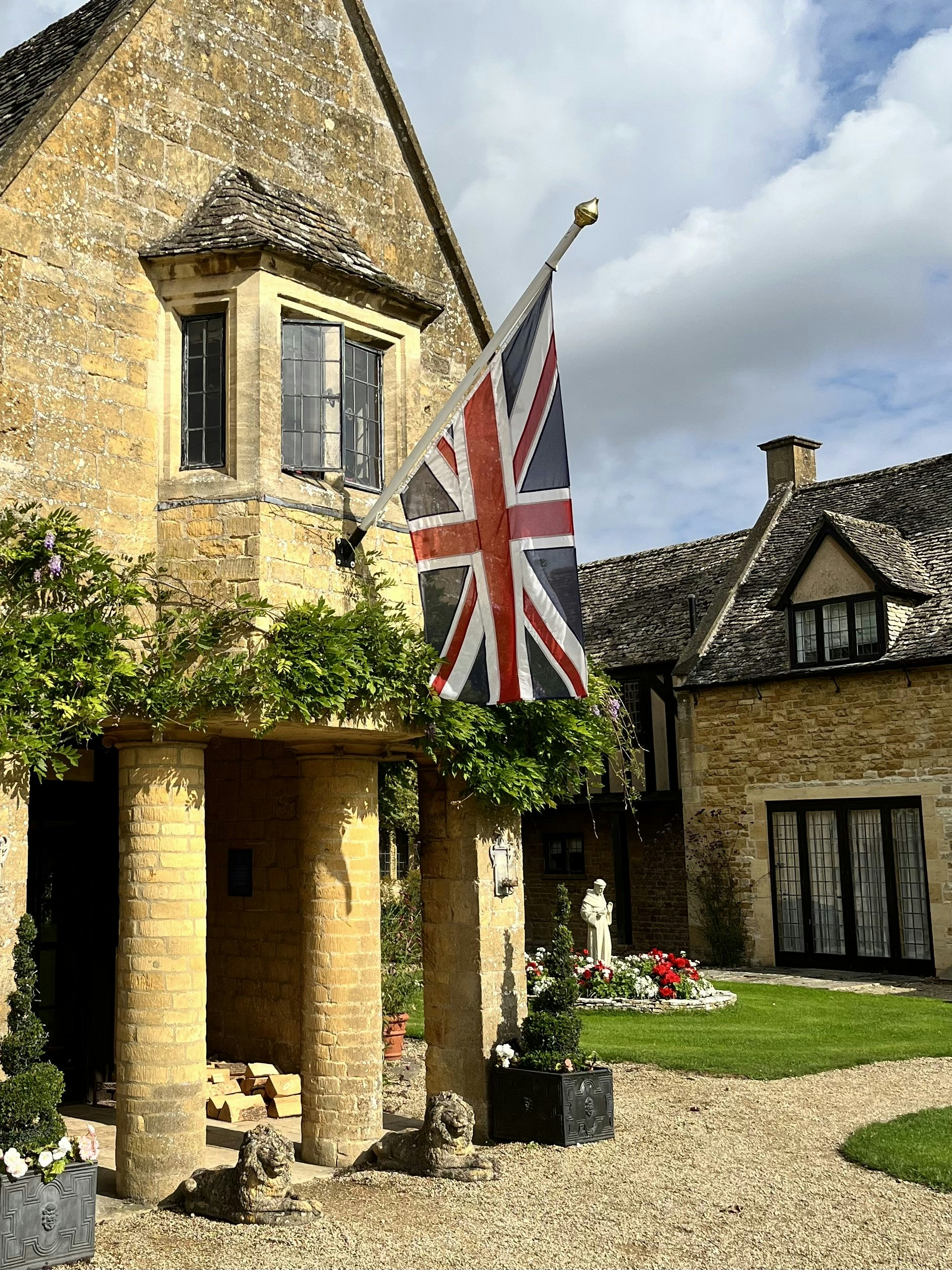 Abbots Grange 45/52