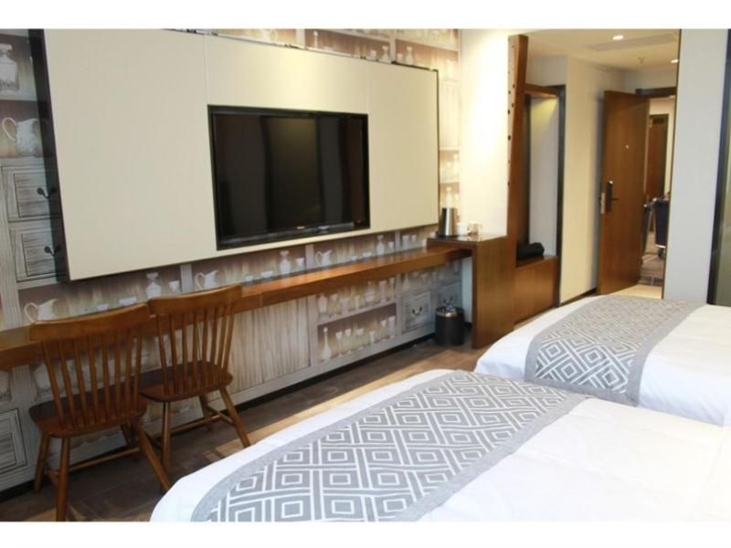 Gem Huainan Tianjia 'an District Chaoyang East Road Wanda Plaza Hotel 23/28