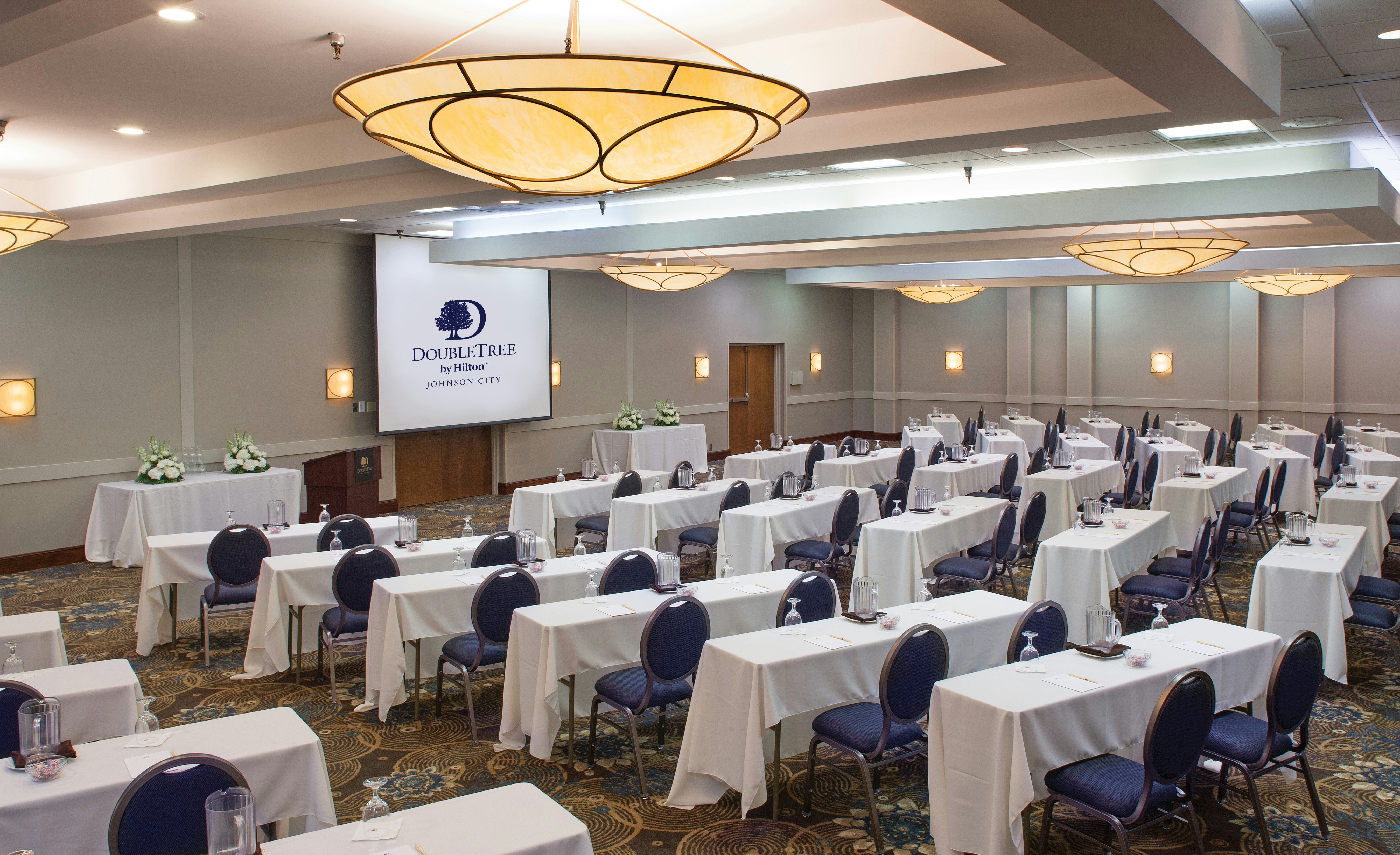 DoubleTree by Hilton Hotel Johnson City 54/61