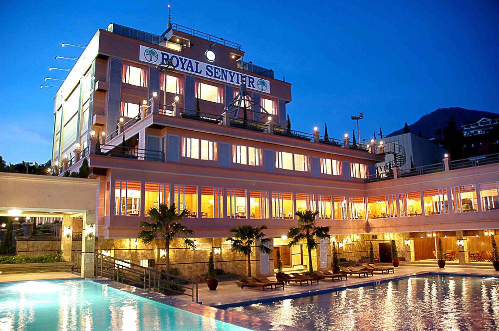 Royal Senyiur Hotel 1/18