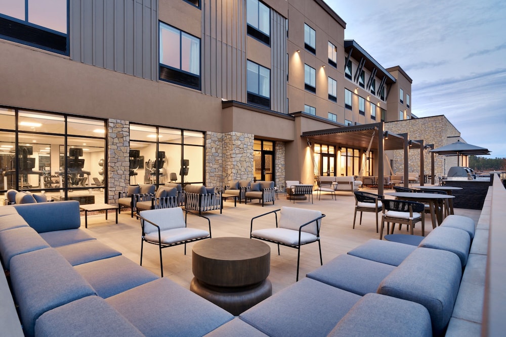 Fairfield Inn & Suites by Marriott Show Low 27/37