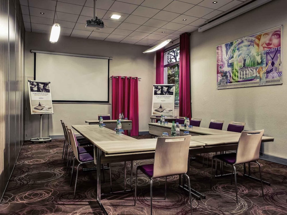 MERCURE LYON CHARBONNIERES 34/50