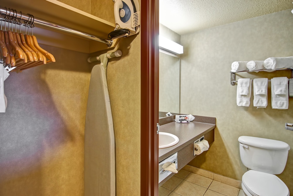 Room, 3 Double Beds