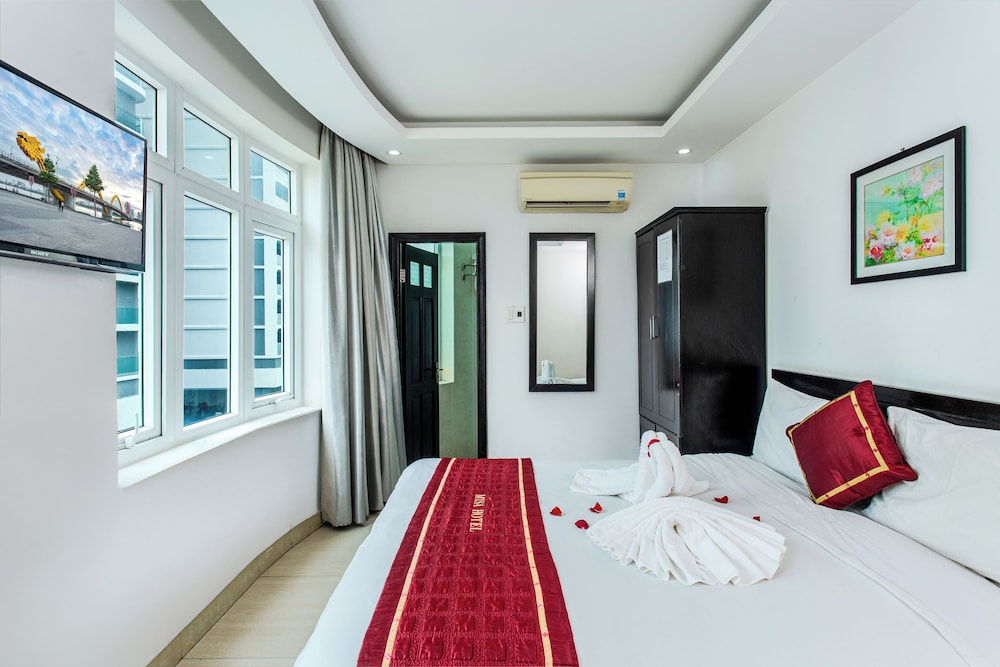 DELUXE, DOUBLE BED, SEA VIEW