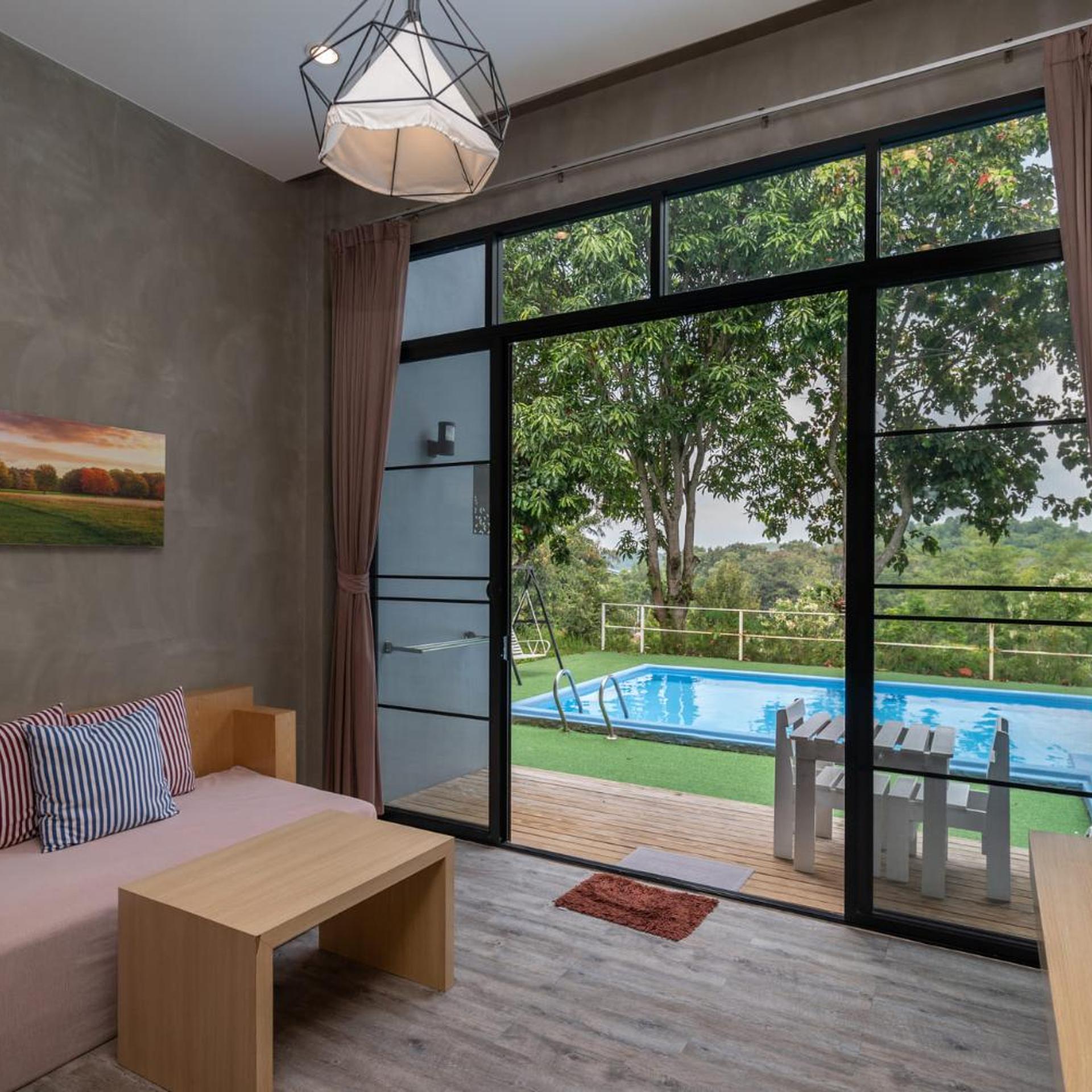 Veravian Resort 32/48