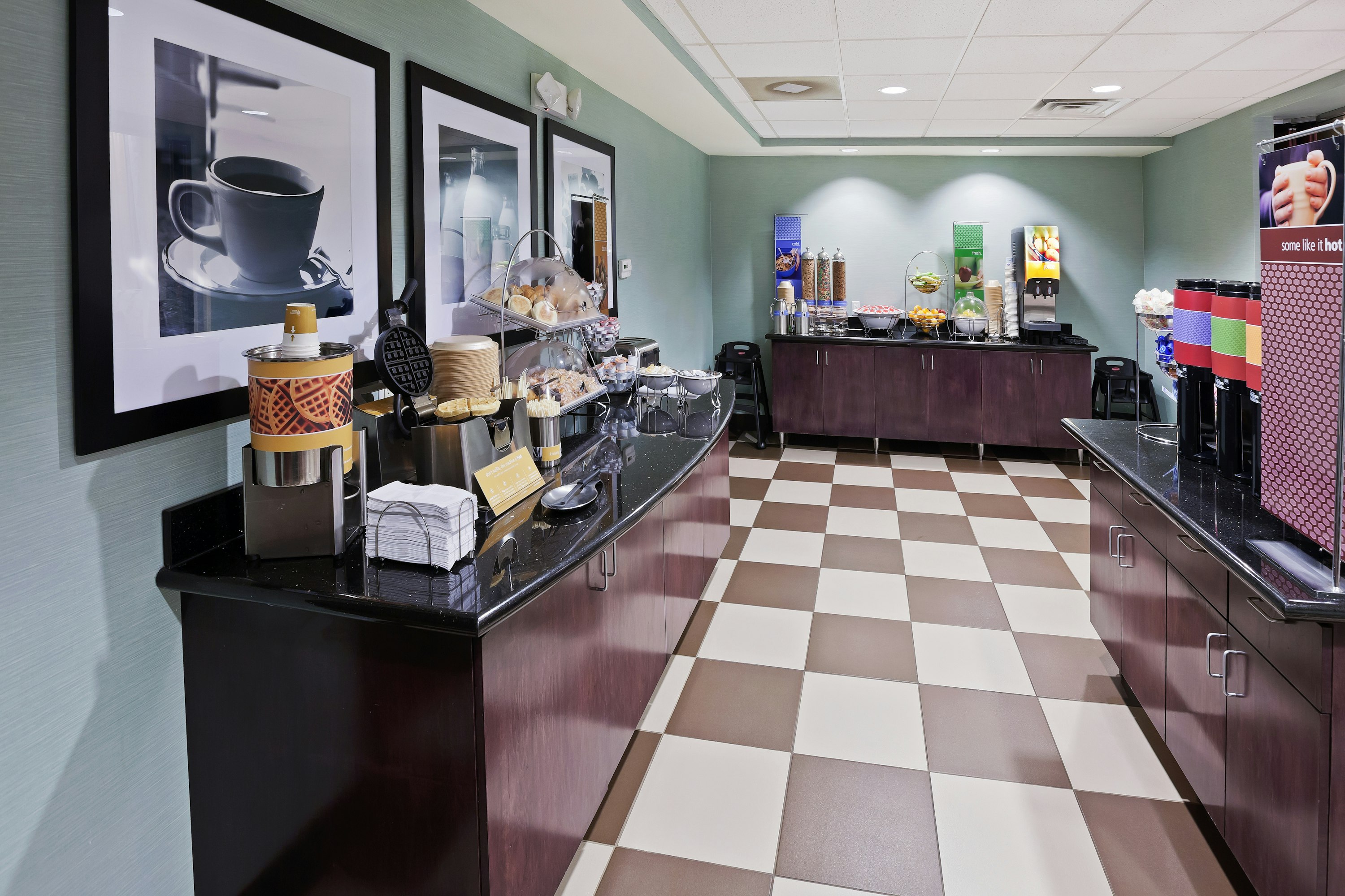 Hampton Inn & Suites Liberal 4/36