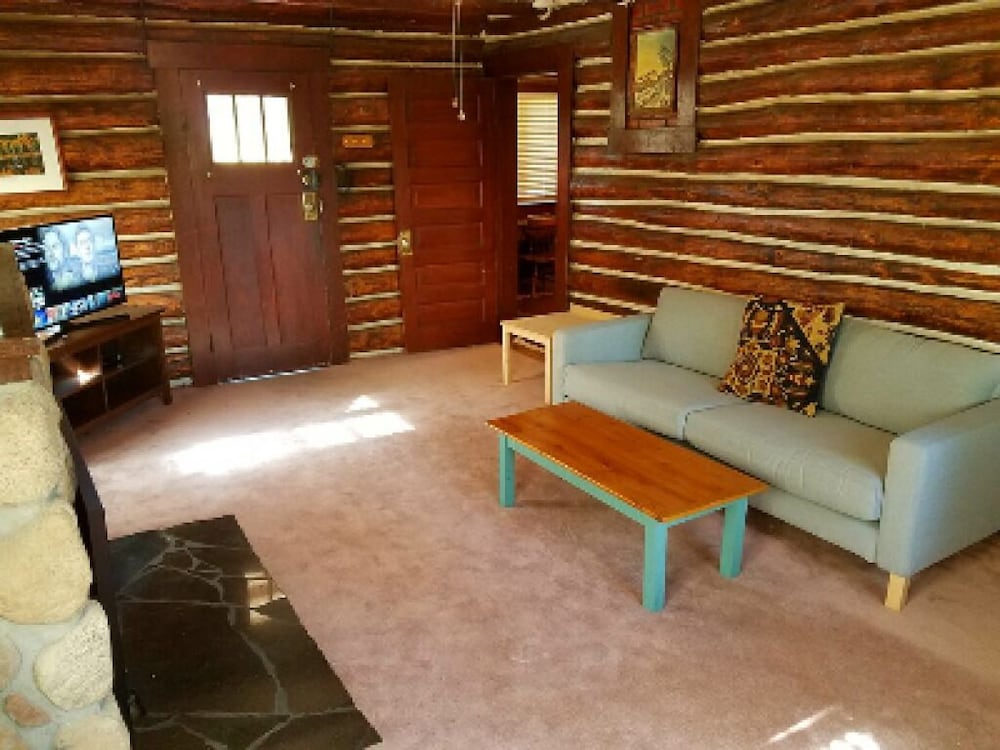 Black Forest B&B Lodge & Cabins 33/49