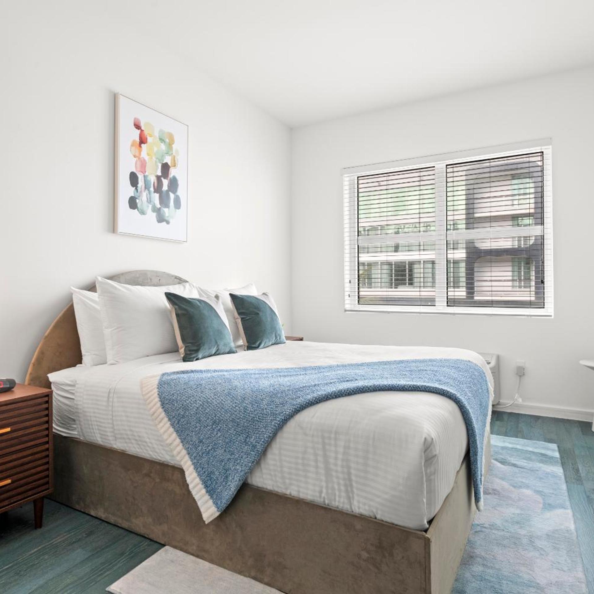 Bluebird Suites at The Apex Miami 22/50