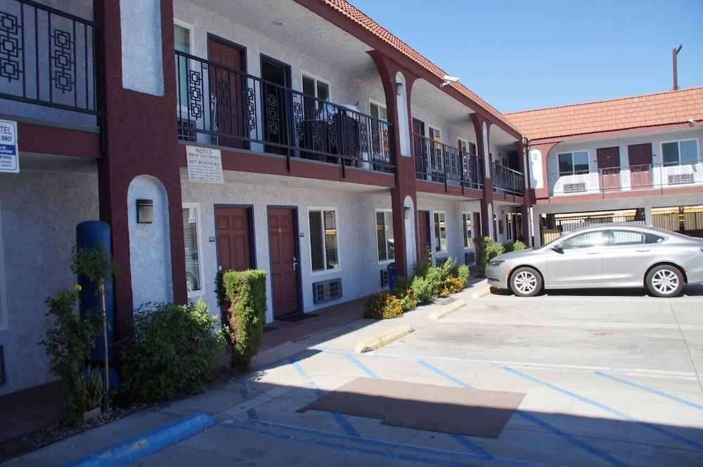 Beach Inn Motel 11/17