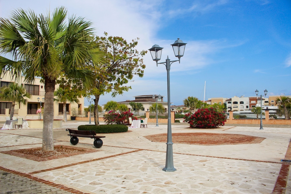 TAN Resorts Marina Cap Cana 31/39