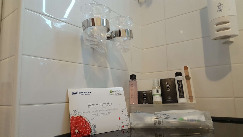 Best Western Premier Chc Airport 15/81