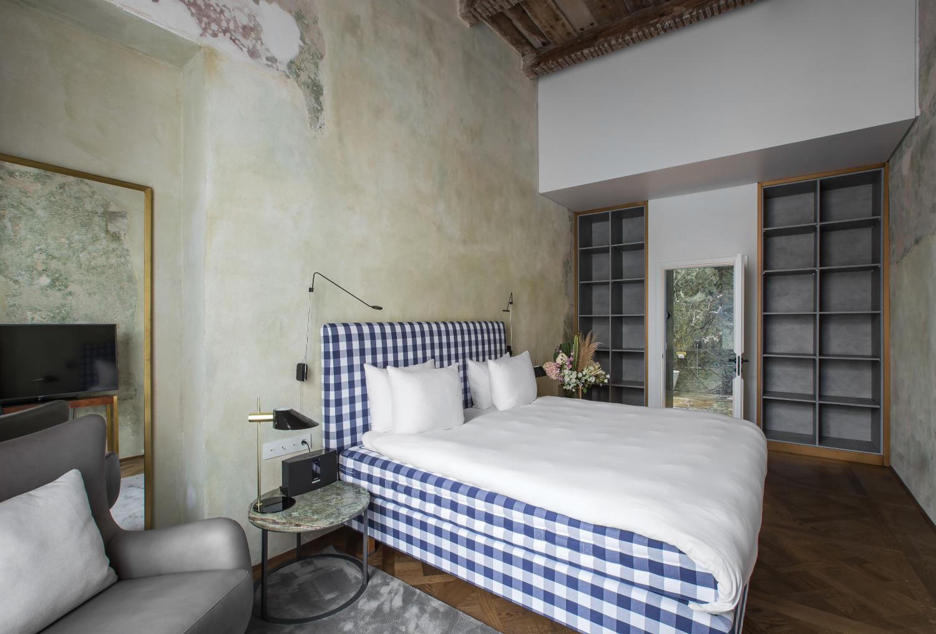Heritage, Suite