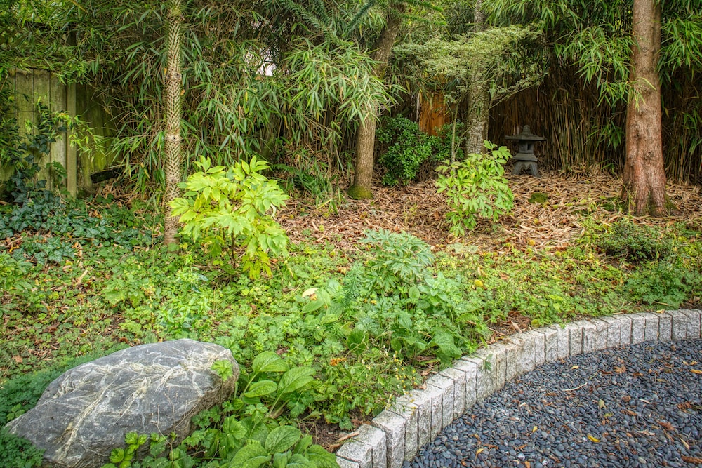 Sehome Garden Inn 21/29