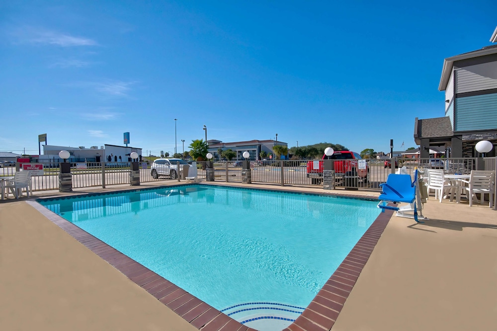 Studio6 Port Arthur, TX - SE 30/47
