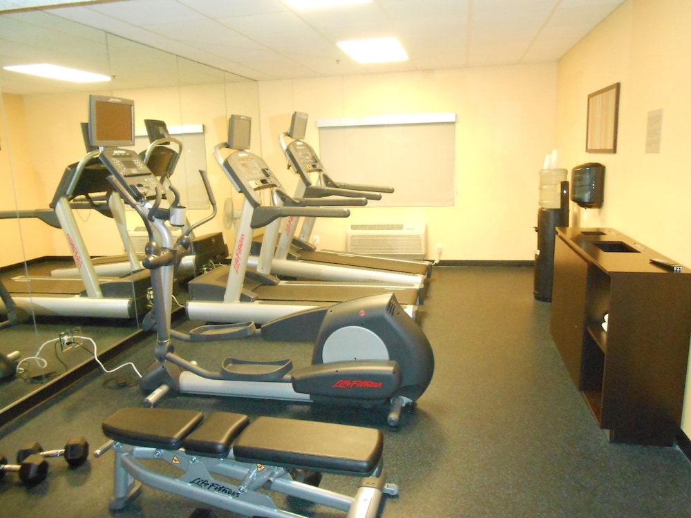 Holiday Inn Express Suites Phoenix Mesa West An Ihg Hotel 13/30