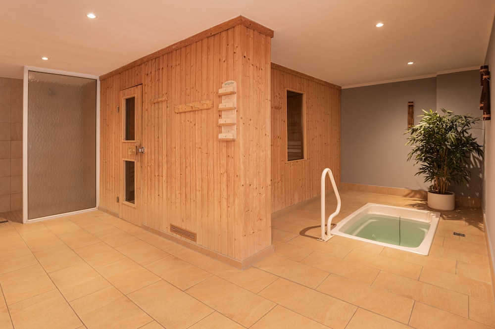 Waldhotel Berghof 14/46