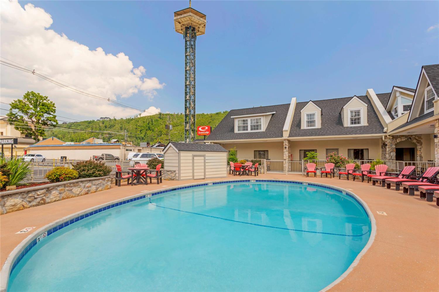 Econo Lodge Inn & Suites Gatlinburg at the Convention Center 21/23