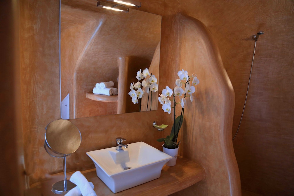 Marizan Caves Villas 46/50