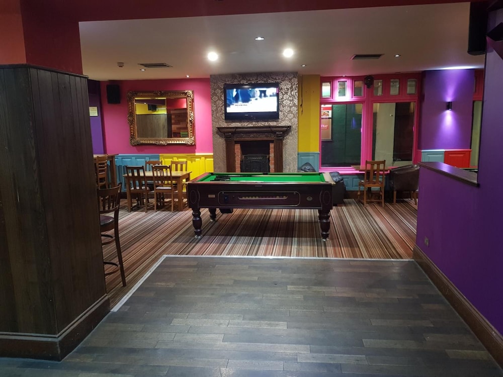 The Queensberry Hotel And Restaurant Ltd 22/36