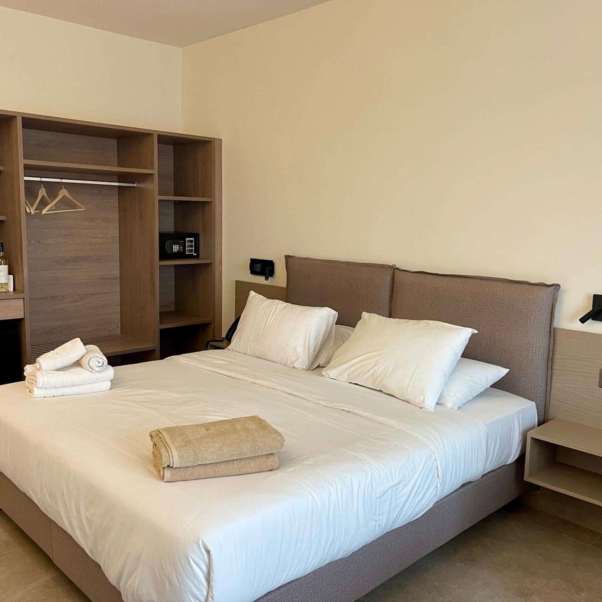 Ixia Dream - Adults only 23/70