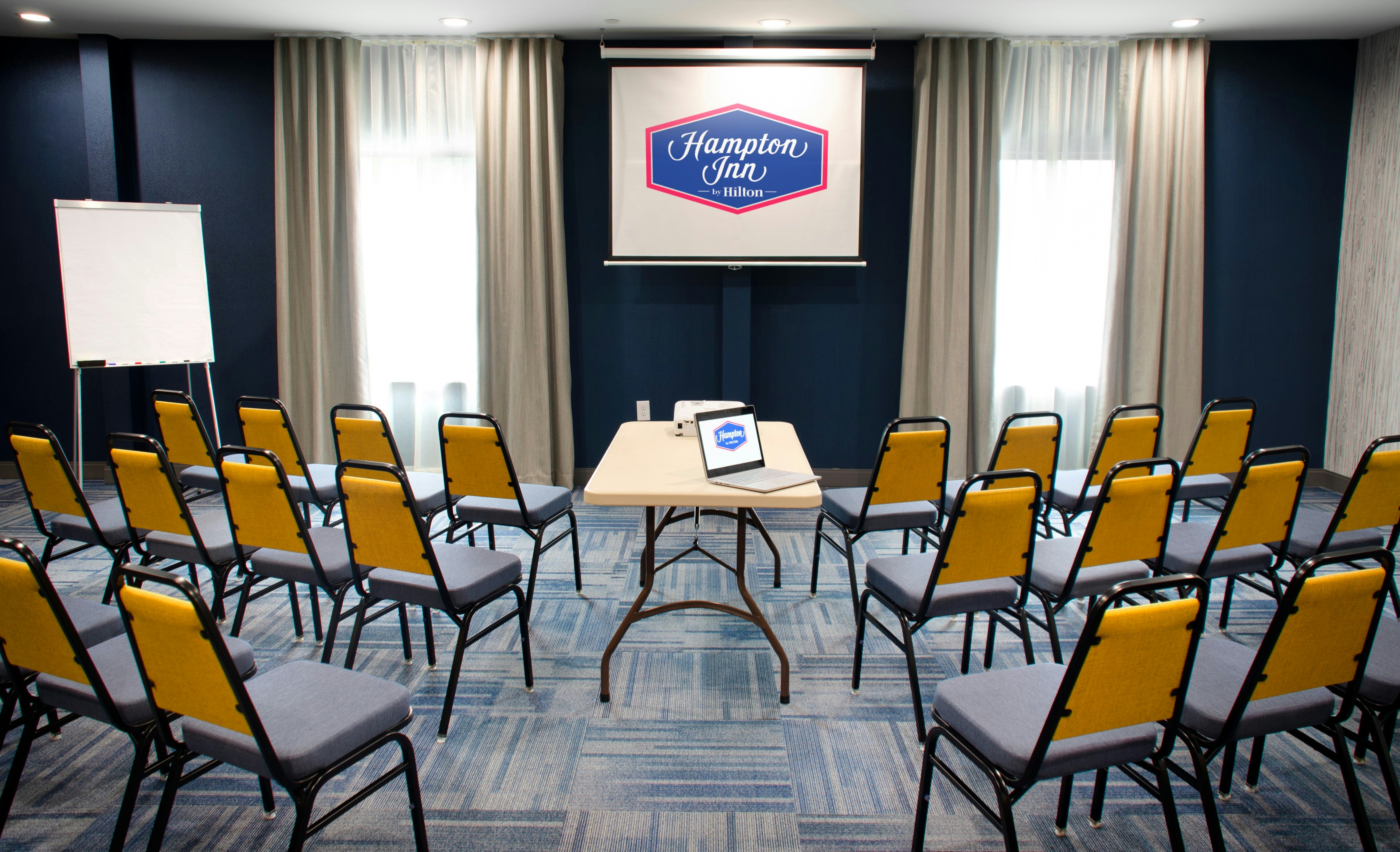 Hampton Inn Lebanon 35/38