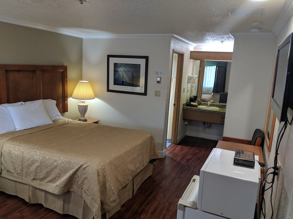 Budget Inn Corcoran Near Tulare CA 43 9/50
