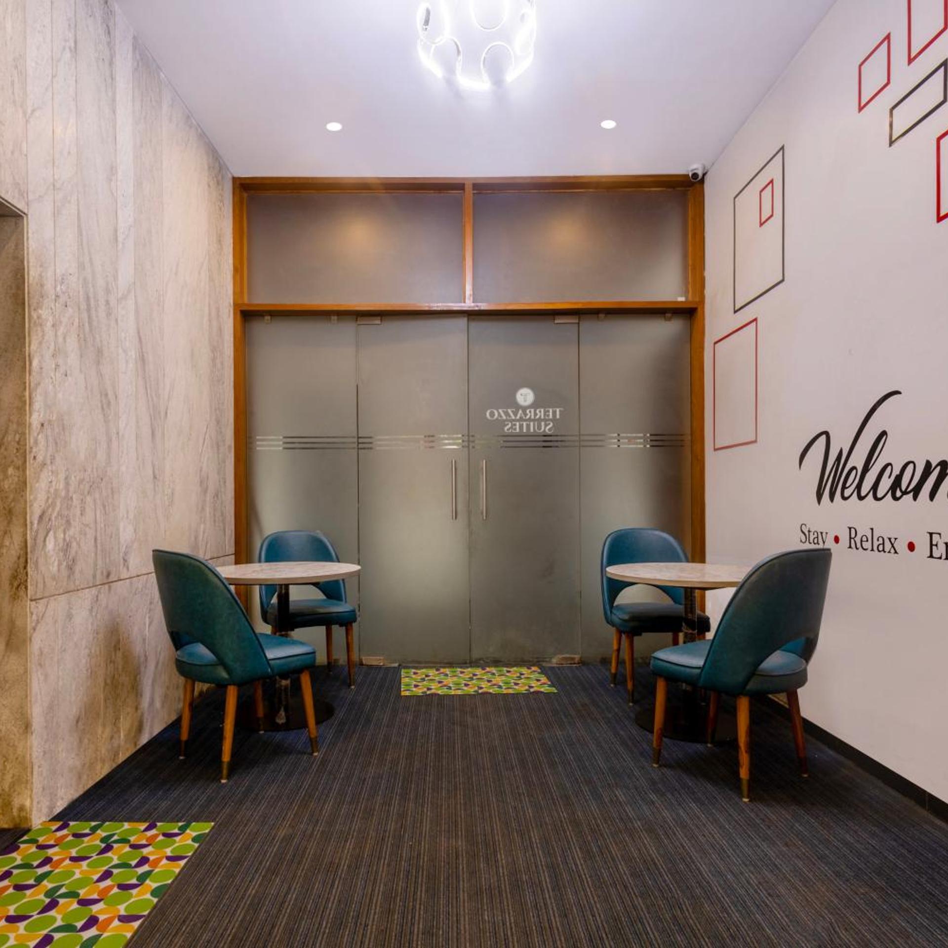 Terrazzo Suites 26/40