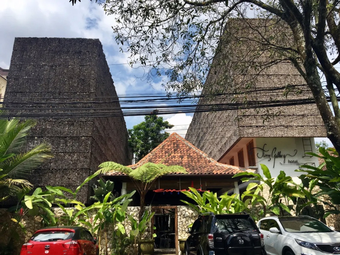 Flores Gallery Hotel 1/8