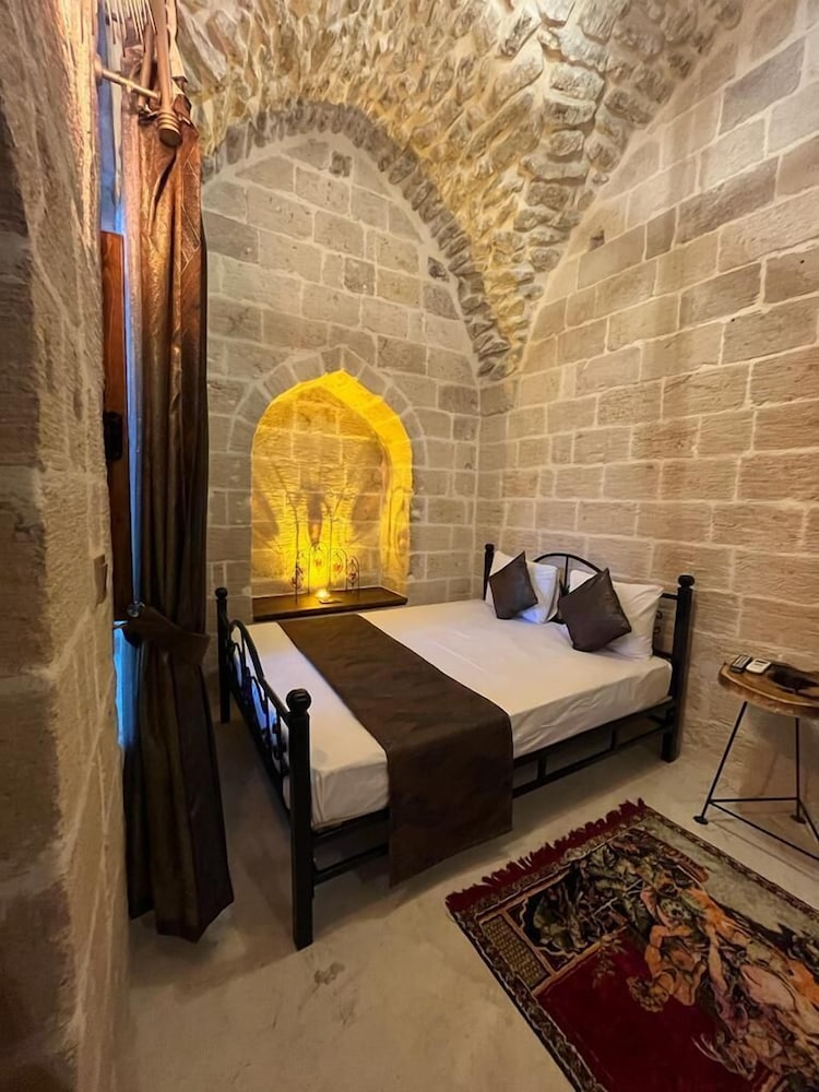 Aga Konagi Mardin 13/29