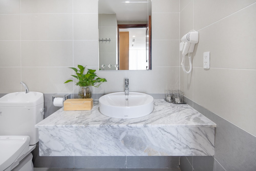 Lamanga Hotel & Suite Da Nang 50/50