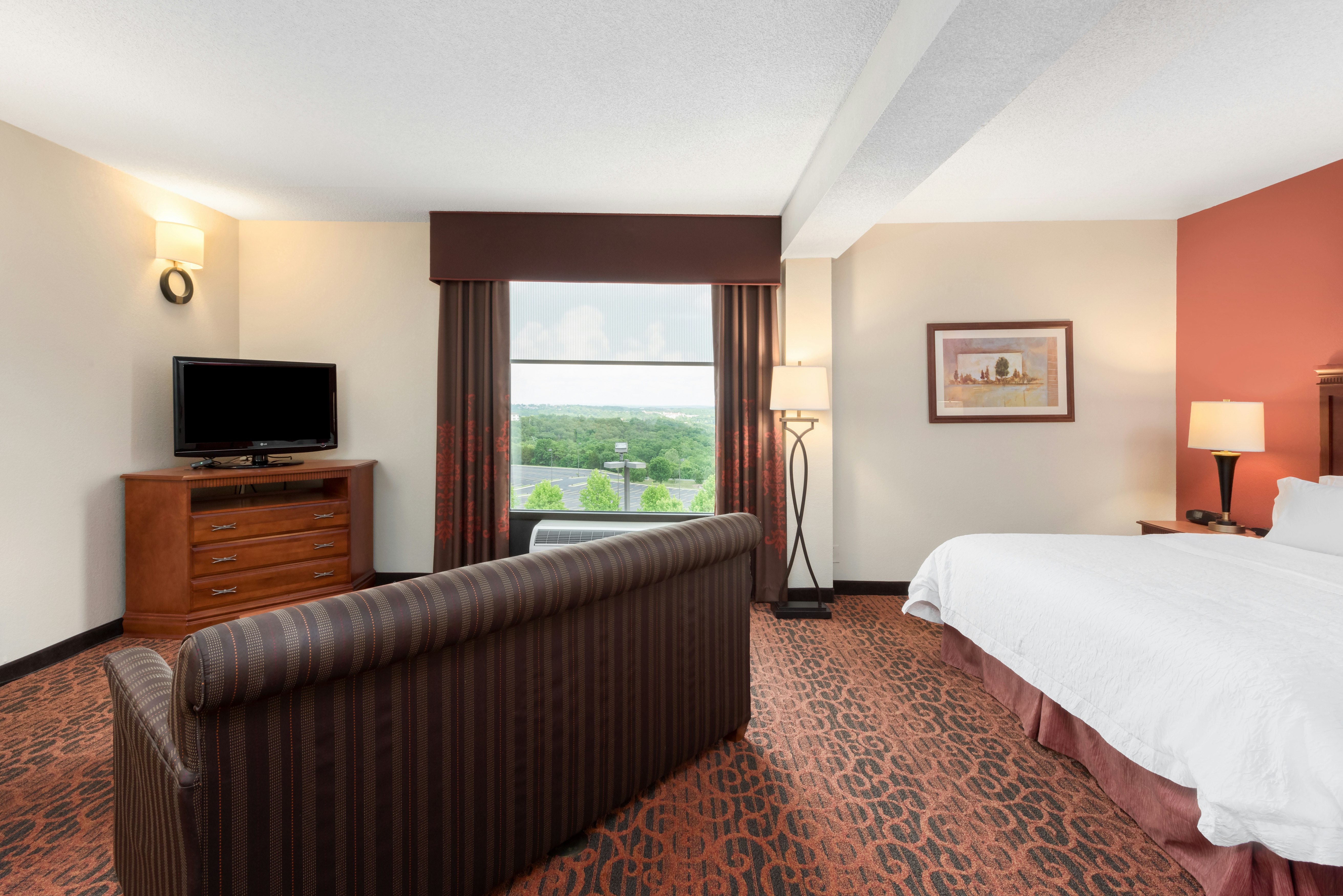 MINI, SUITE, KING BED