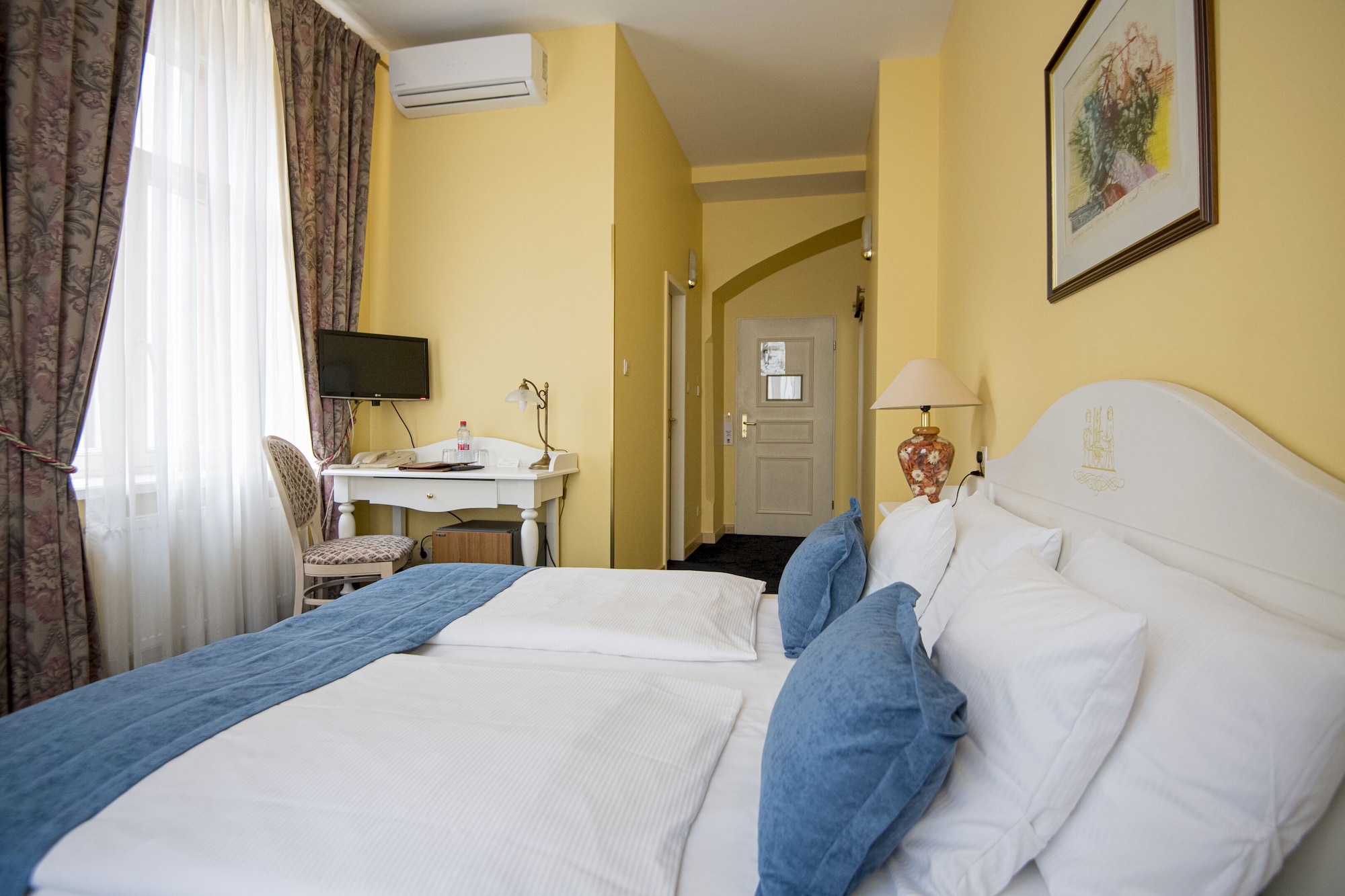 STANDARD, DOUBLE BED
