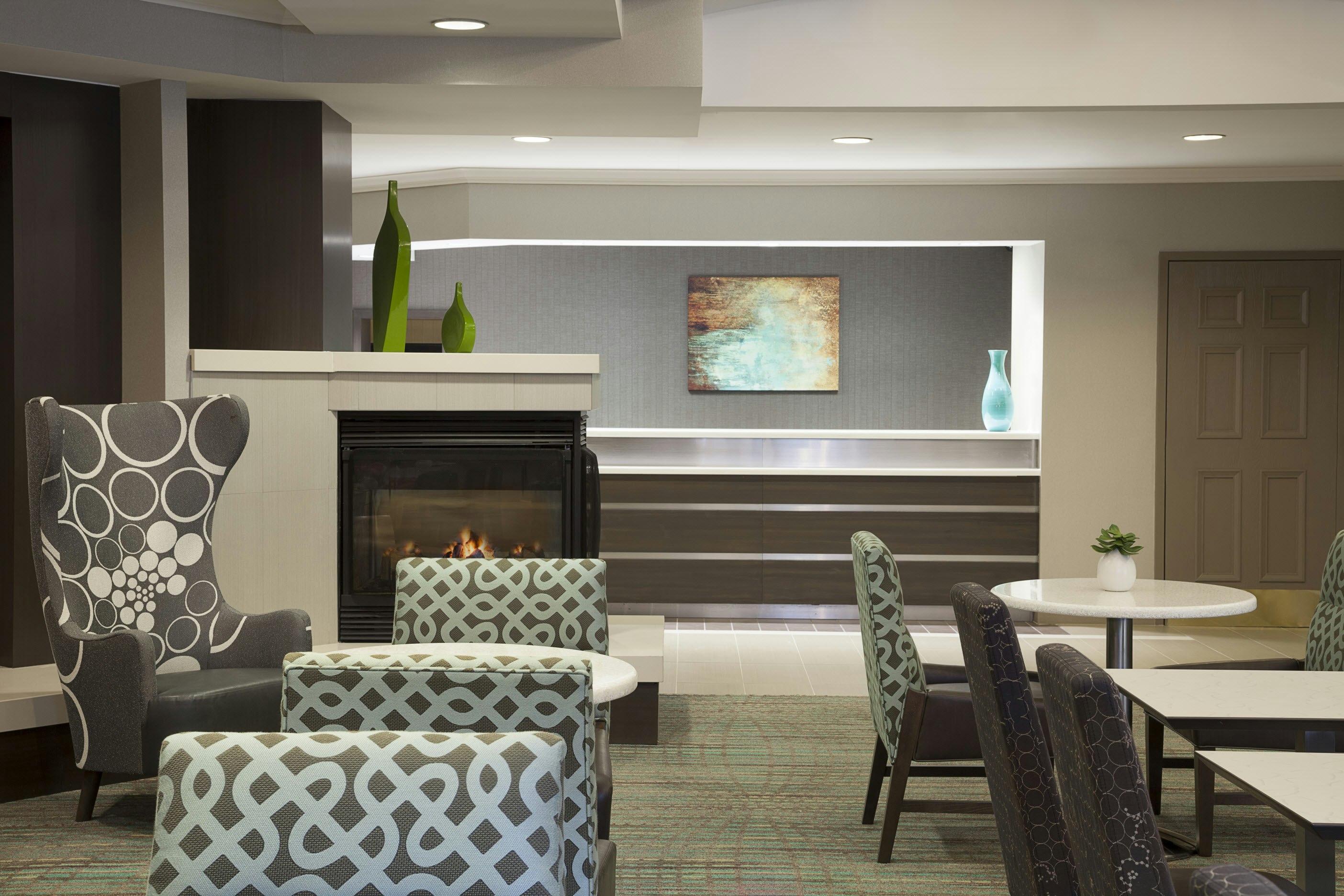 Cambridge Suites Mississauga 12/22