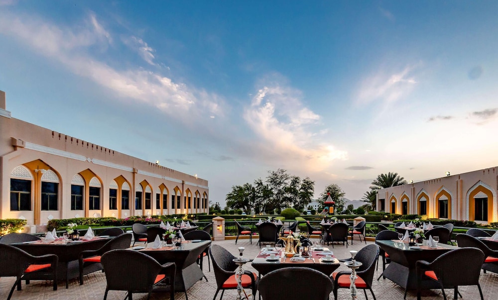 Golden Tulip Nizwa Hotel 67/69