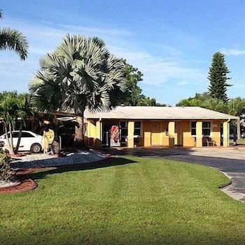 American Inn Punta Gorda 4/35