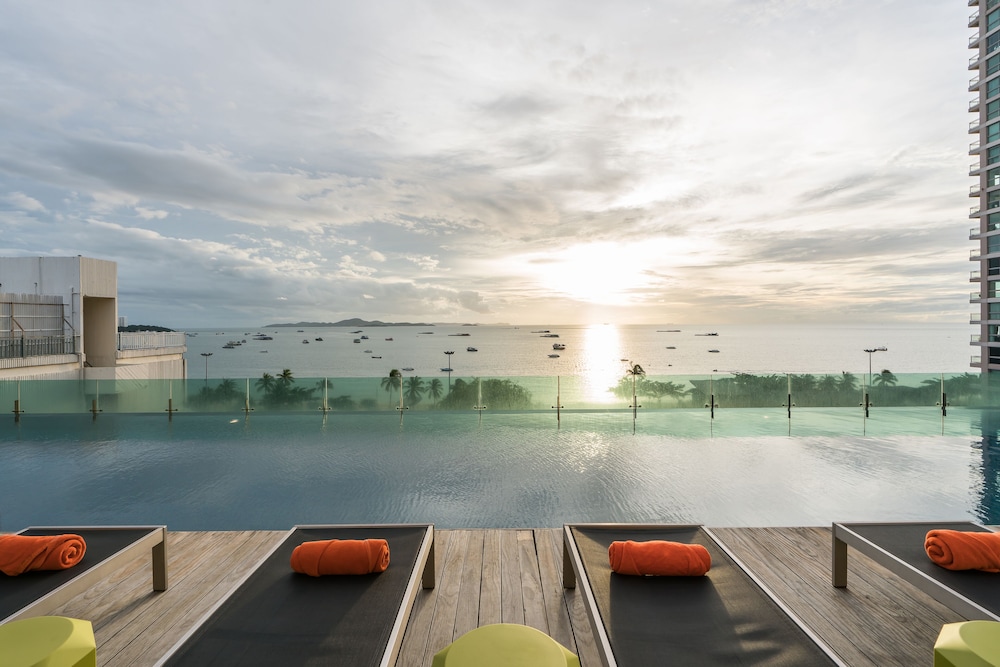 Seven Zea Chic Hotel 42/50