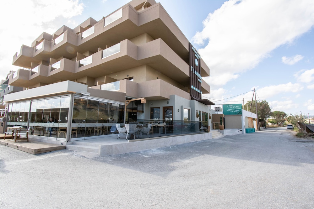 Yianna Caravel Suites by Checkin - Adults Only in MALEVIZI