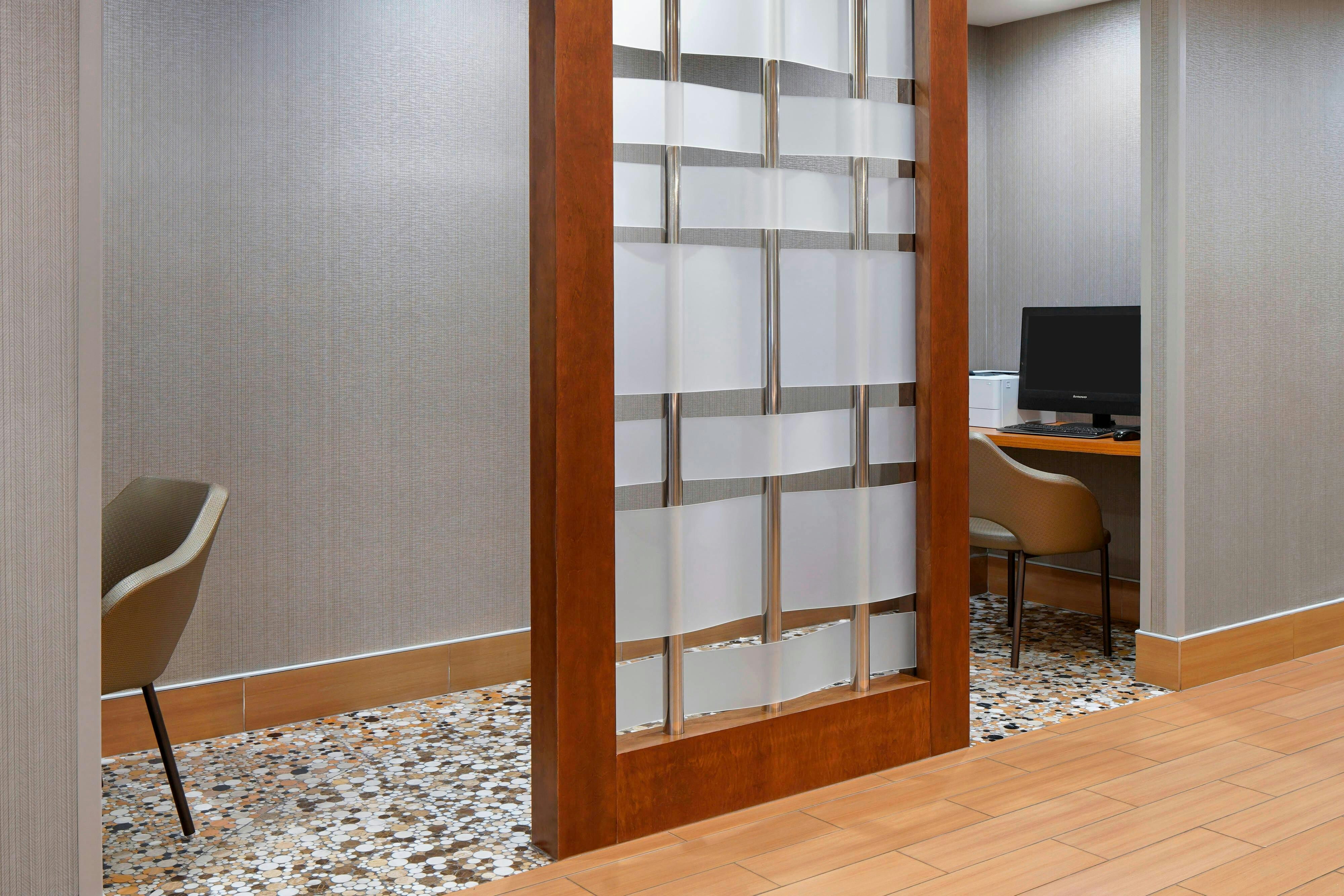Springhill Suites Scottsdale North 32/36
