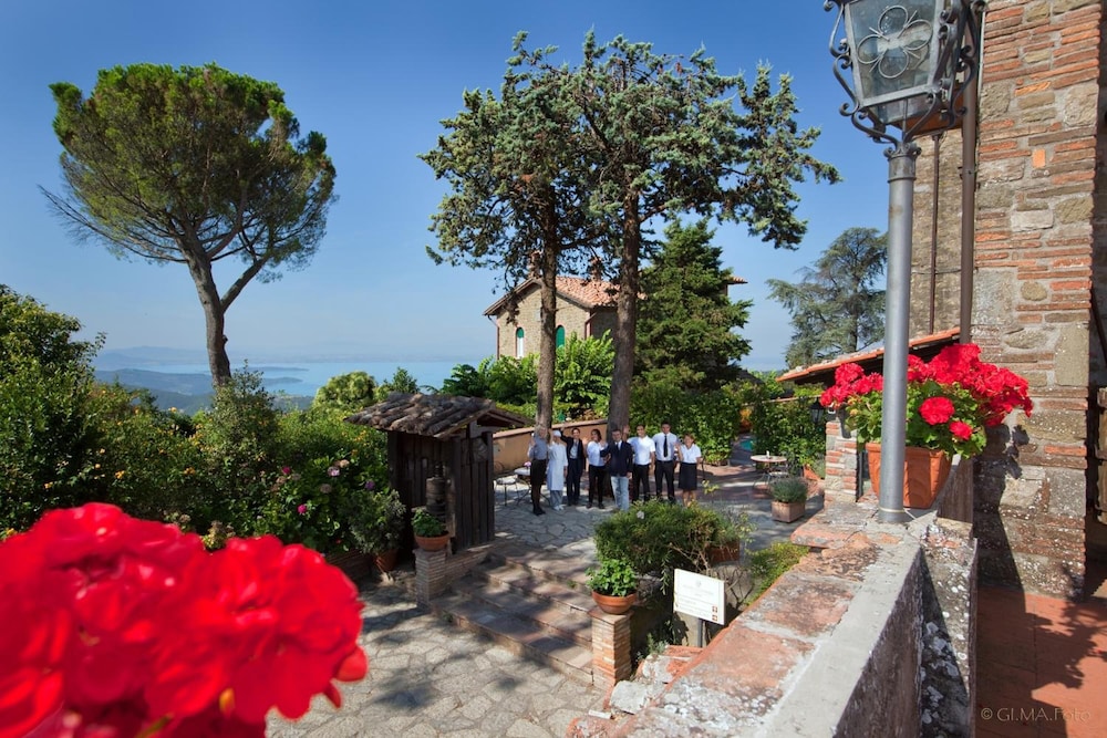 Relais La Fattoria 49/58