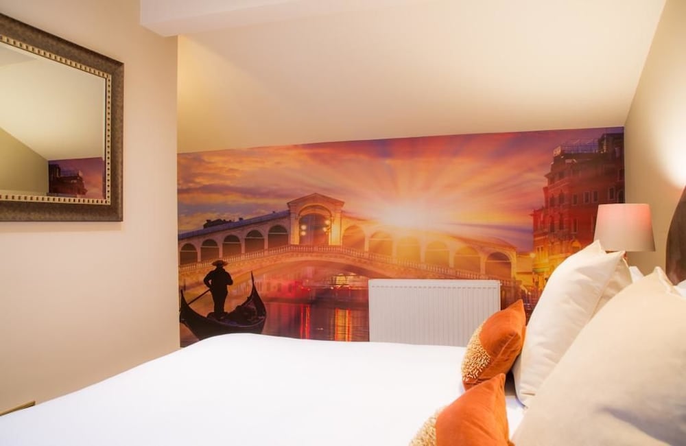 Winckley Square Hotel 13/50