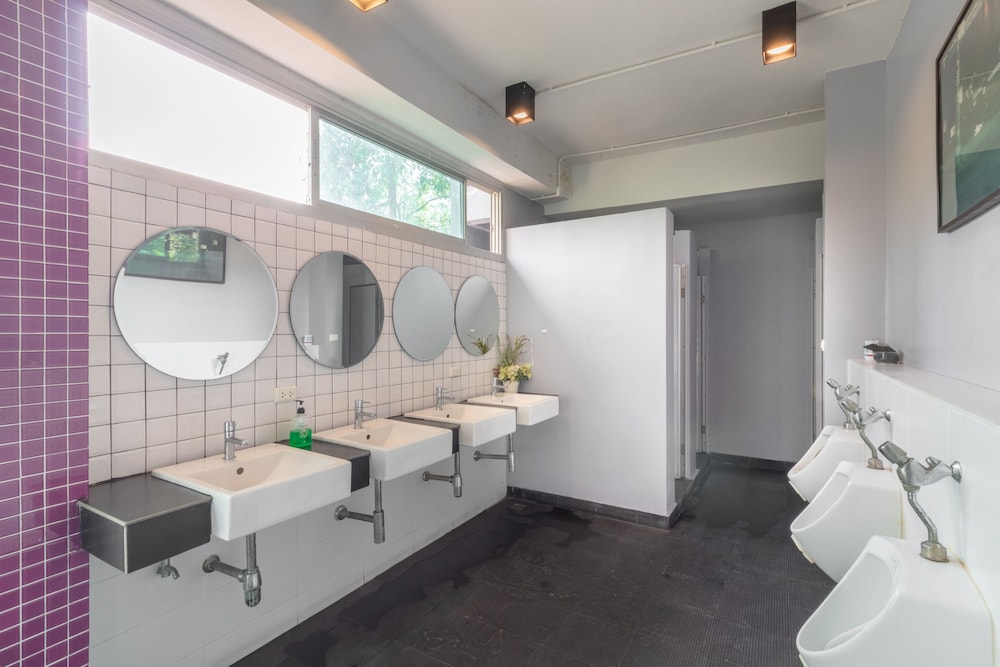 CheQinn Hostel Sukhumvit 4 60/65