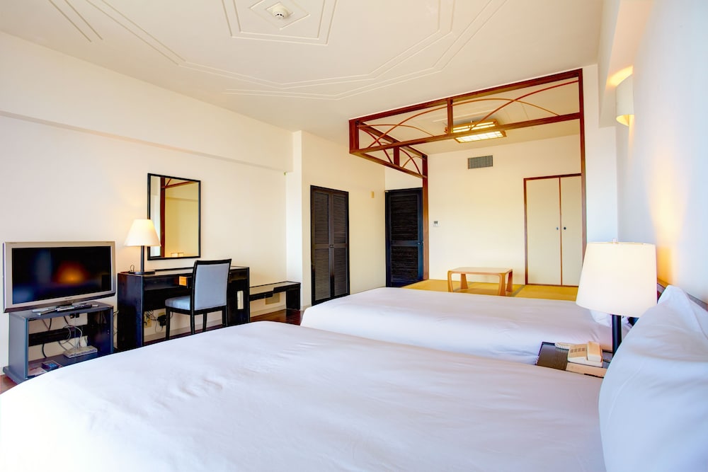 Hotel Mahaina Wellness Resort Okinawa 13/25