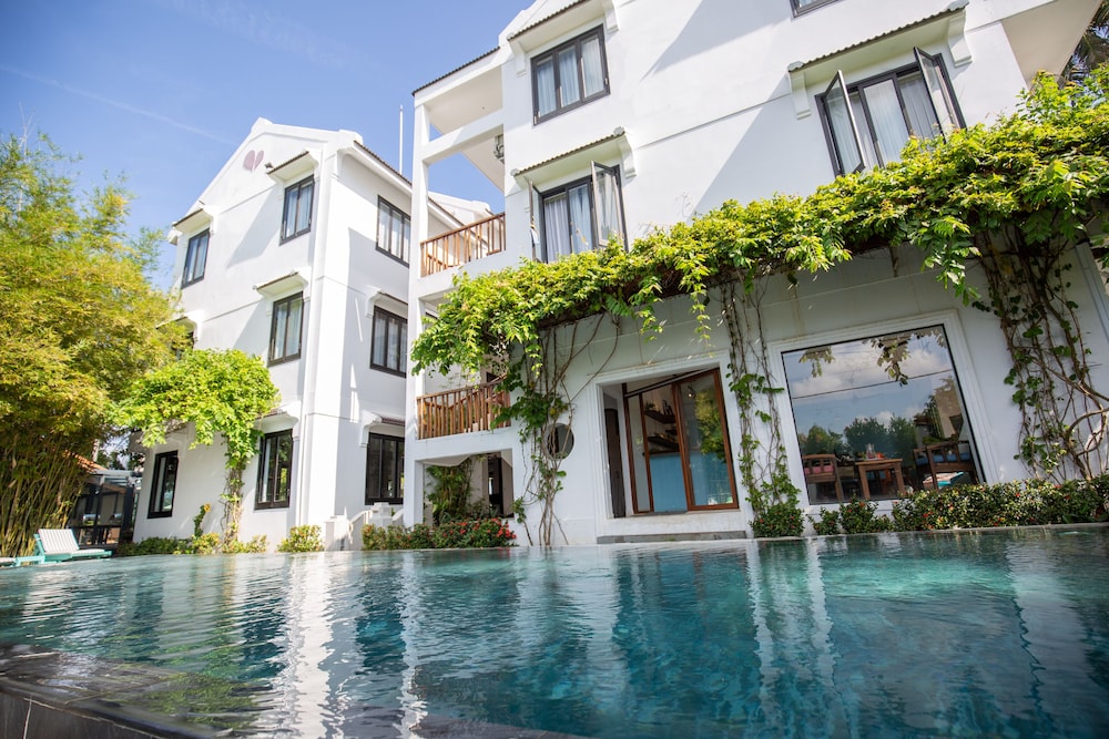 Christina's Hoi An - Tra Que Riverside Villas 36/50