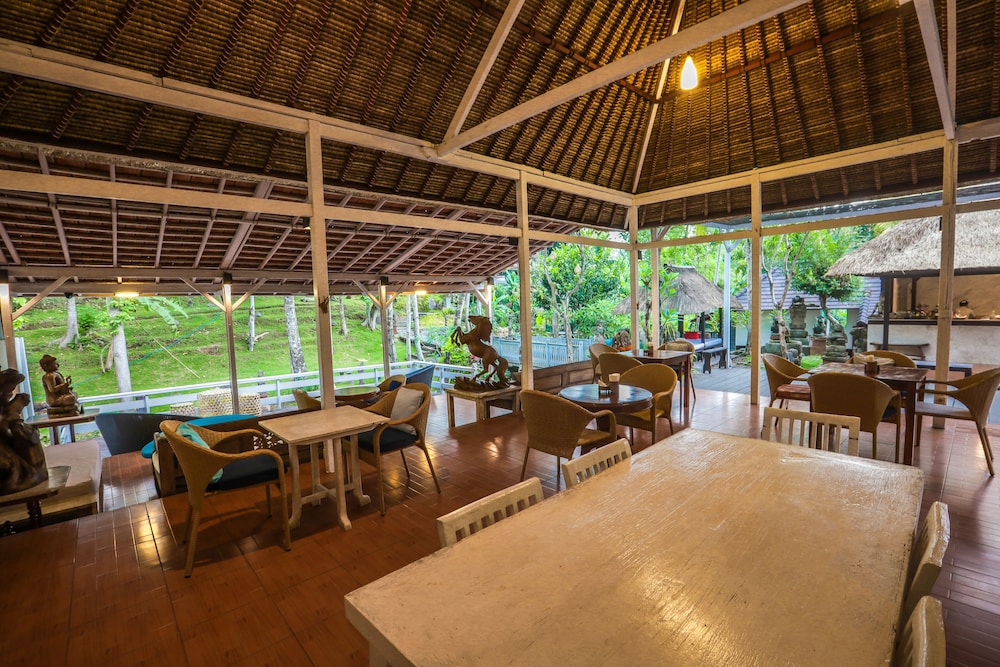 Ubud Sari Health Resort 77/84