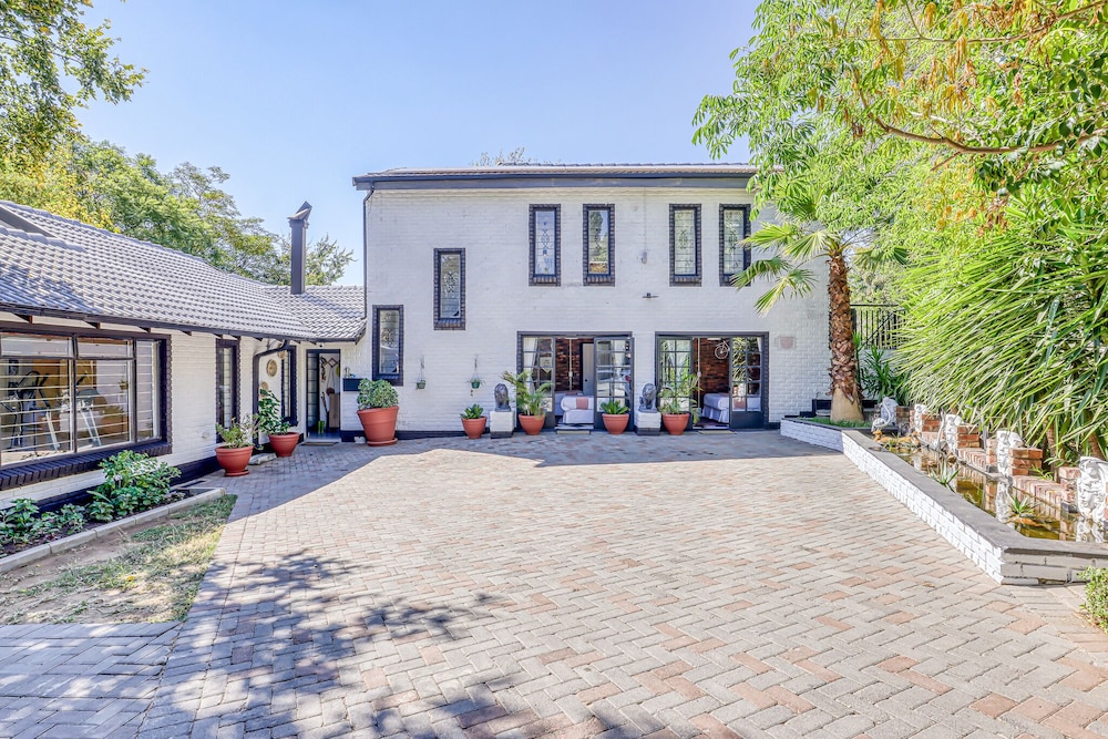 Bedford Manor 37/50