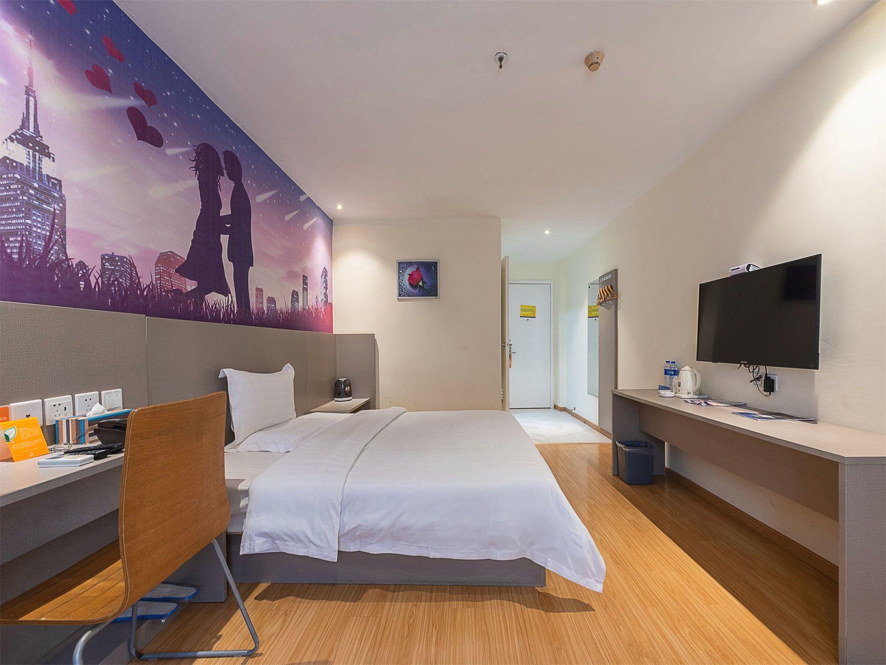 7 Days Inn (Foshan Zumiao Metro Station, Weiguo Road) 26/50