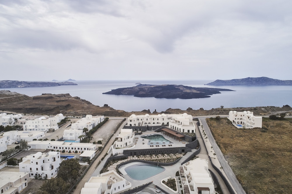 Orama Hotel and Spa 52/60